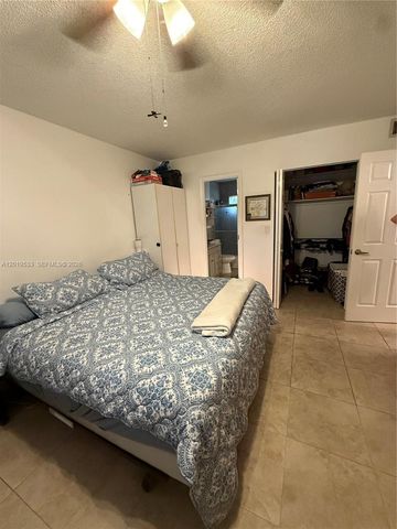 5131 W Oakland Park Blvd 106, Lauderdale Lakes, FL 33313