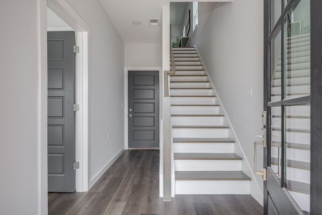 513 Kalman Ln, Madison, TN 37115