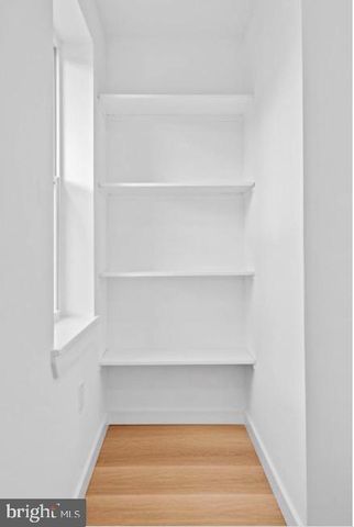 2215 N MUTTER ST, Philadelphia, PA 19133