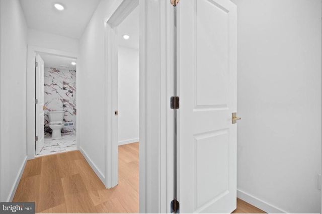 2215 N MUTTER ST, Philadelphia, PA 19133