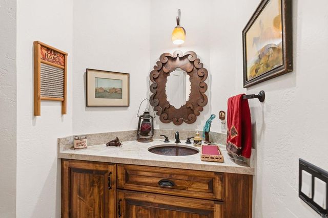 7101 Circa De Media, Escondido, CA 92029