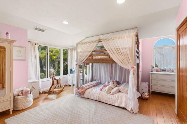 7101 Circa De Media, Escondido, CA 92029