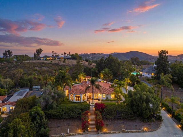 7101 Circa De Media, Escondido, CA 92029