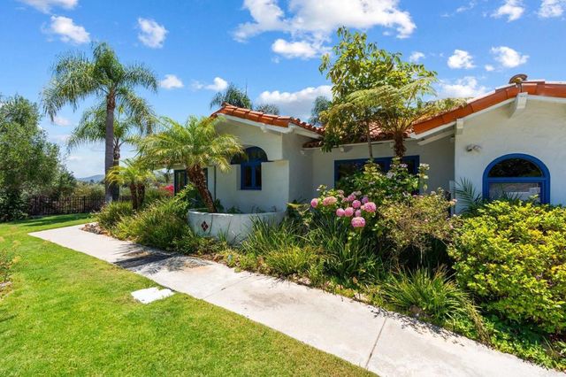 7101 Circa De Media, Escondido, CA 92029
