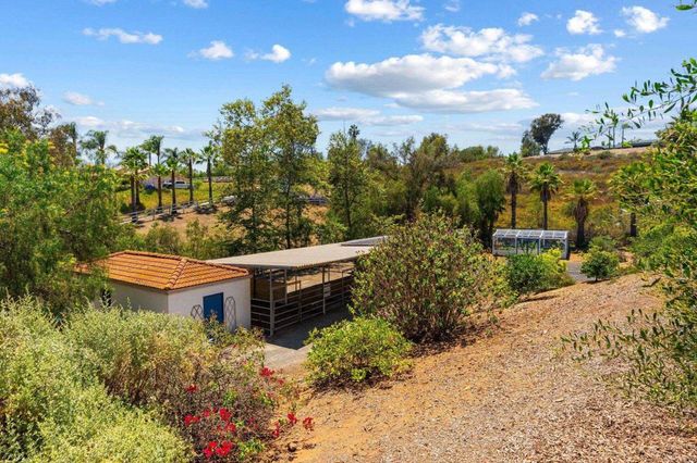 7101 Circa De Media, Escondido, CA 92029