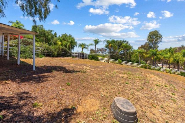 7101 Circa De Media, Escondido, CA 92029