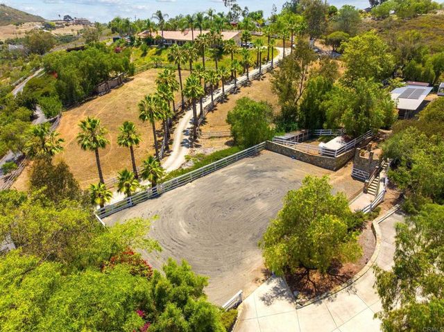 7101 Circa De Media, Escondido, CA 92029