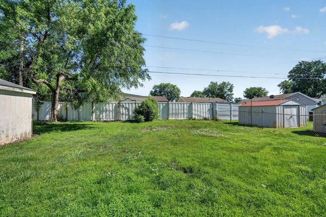 1548 Wakonda Drive, Waterloo, IA 50703