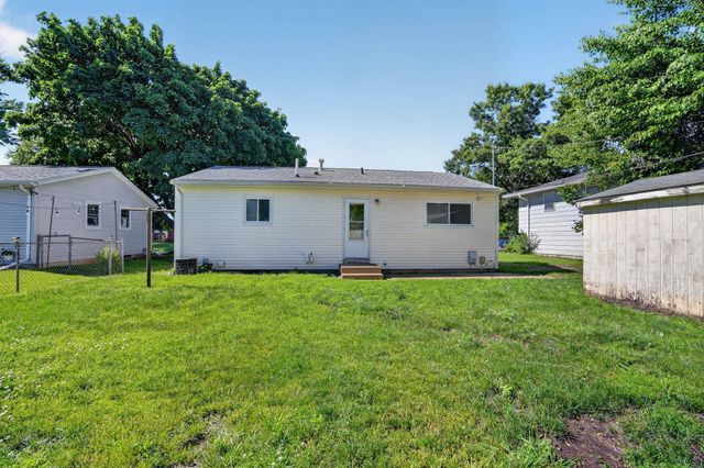 1548 Wakonda Drive, Waterloo, IA 50703
