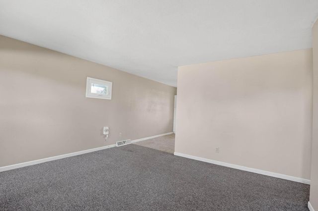 1548 Wakonda Drive, Waterloo, IA 50703
