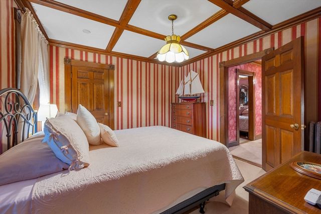 153 Eleventh, Lowell, MA 01850