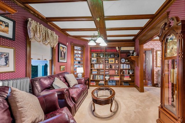 153 Eleventh, Lowell, MA 01850