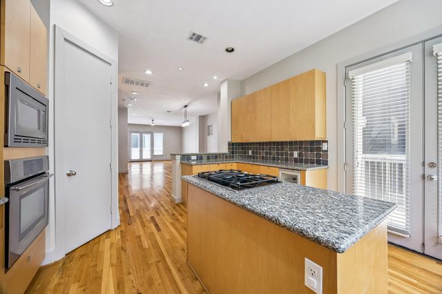 5802 Maxie Street C, Houston, TX 77007