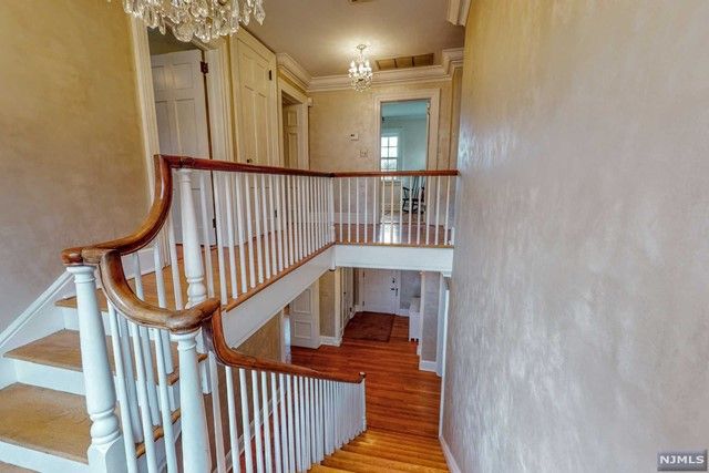 443 Sicomac Avenue, Wyckoff, NJ 07481