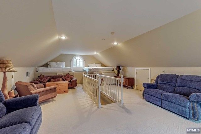 443 Sicomac Avenue, Wyckoff, NJ 07481