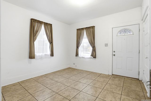 751 Rivas, San Antonio, TX 78207