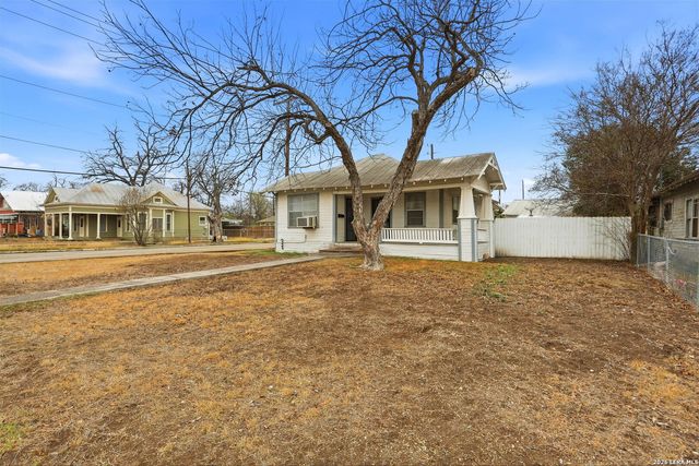 751 Rivas, San Antonio, TX 78207