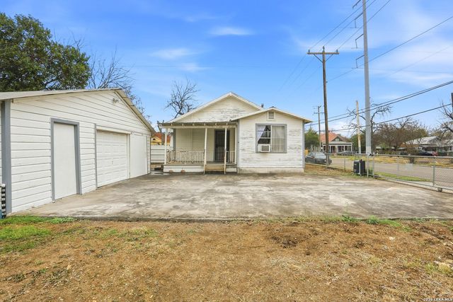 751 Rivas, San Antonio, TX 78207