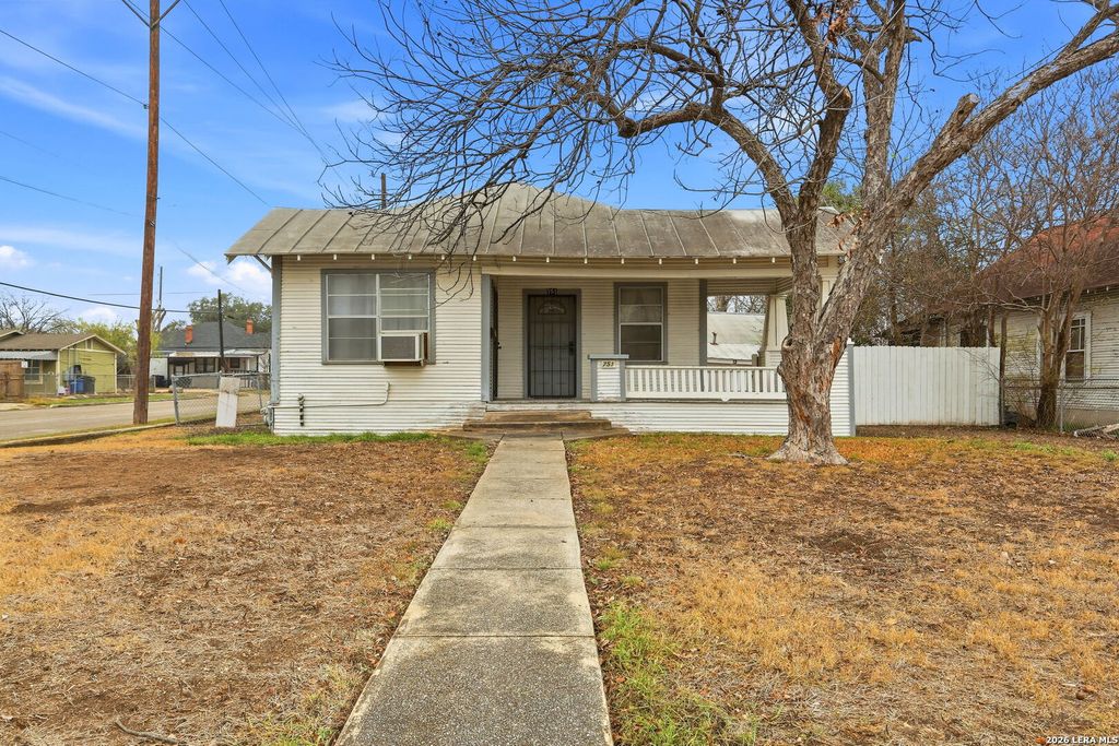 751 Rivas, San Antonio, TX 78207