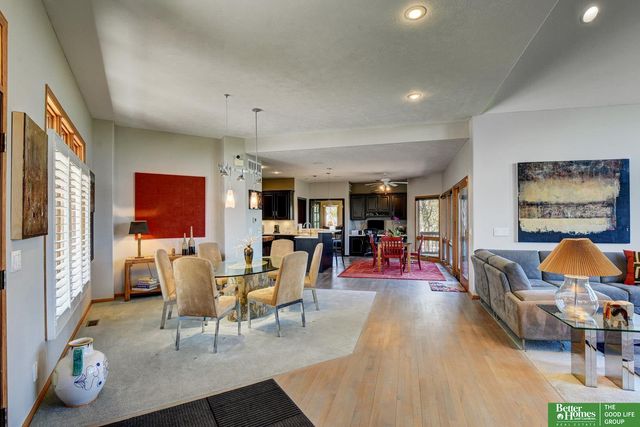 17402 augusta Circle, Omaha, NE 68136