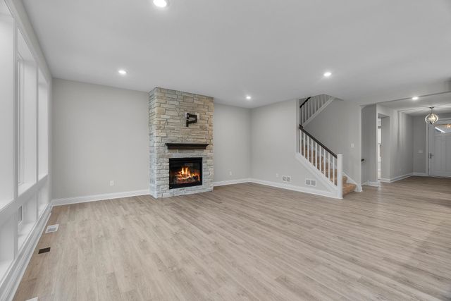 10748 40th Street N, Lake Elmo, MN 55042