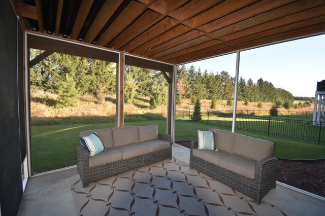 10748 40th Street N, Lake Elmo, MN 55042