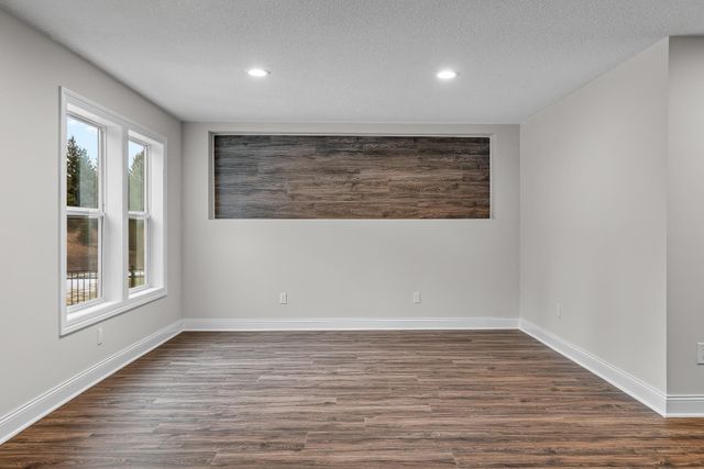 10748 40th Street N, Lake Elmo, MN 55042