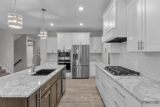 10748 40th Street N, Lake Elmo, MN 55042