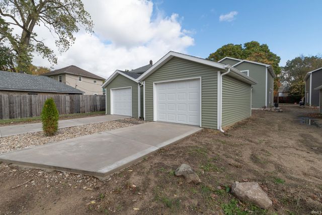 1117 Edwardsburg Ave., Elkhart, IN 46514