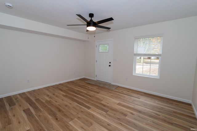 1117 Edwardsburg Ave., Elkhart, IN 46514