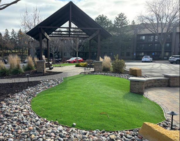 7301 W 101st Street 102, Bloomington, MN 55438