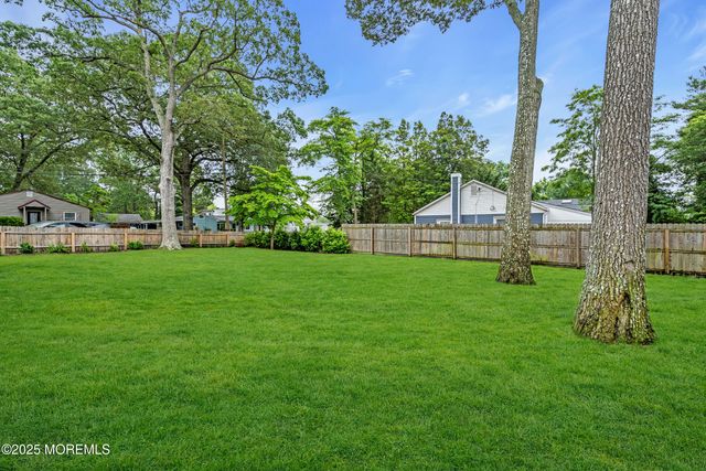 34 Chadwick Avenue, Toms River, NJ 08753