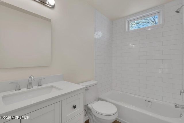 34 Chadwick Avenue, Toms River, NJ 08753