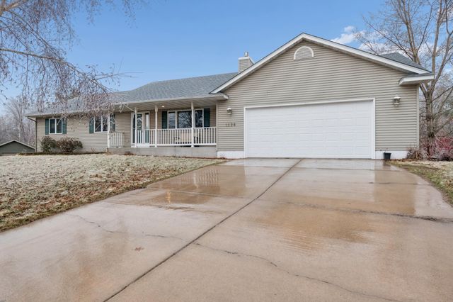 1528 Shore Haven Court, Menomonie, WI 54751