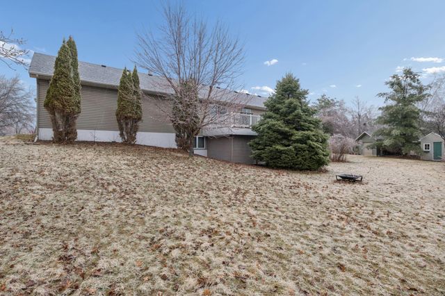 1528 Shore Haven Court, Menomonie, WI 54751