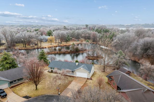 1528 Shore Haven Court, Menomonie, WI 54751