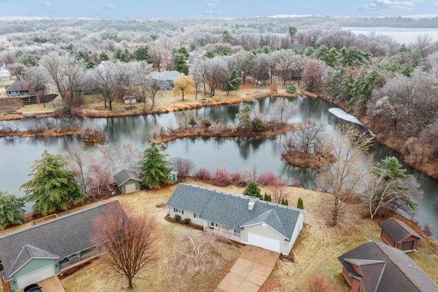 1528 Shore Haven Court, Menomonie, WI 54751