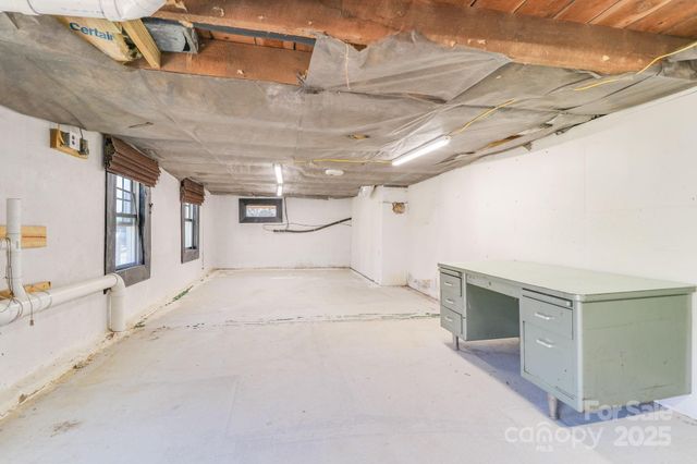 1108 Jenkins Valley Road, Alexander, NC 28701