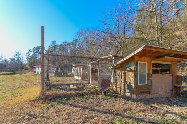 1108 Jenkins Valley Road, Alexander, NC 28701