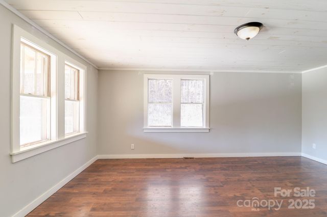 1108 Jenkins Valley Road, Alexander, NC 28701