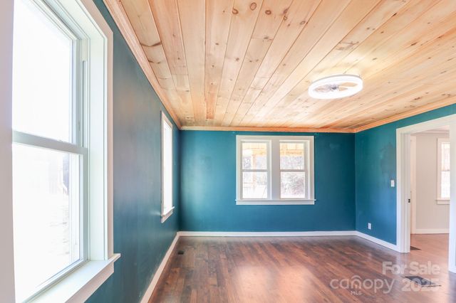 1108 Jenkins Valley Road, Alexander, NC 28701