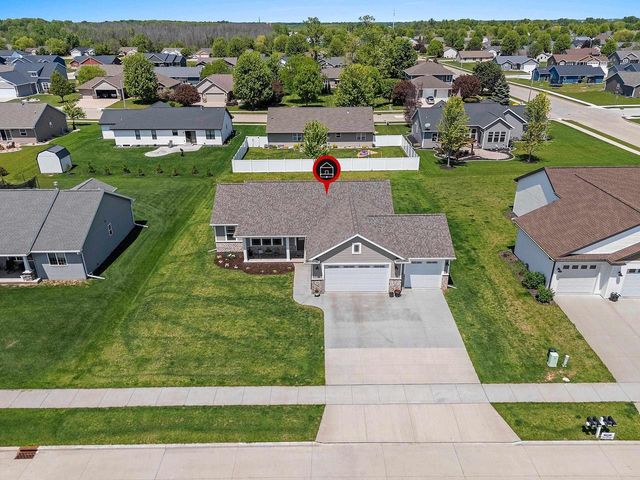 1960 RED FOX LANE, Kaukauna, WI 54130