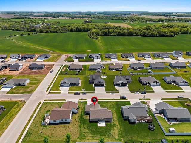 1960 RED FOX LANE, Kaukauna, WI 54130