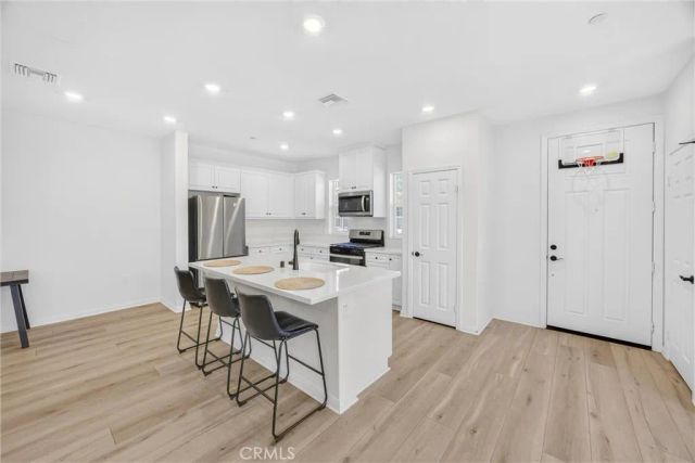 4229 E Carmel Privado, Ontario, CA 91761