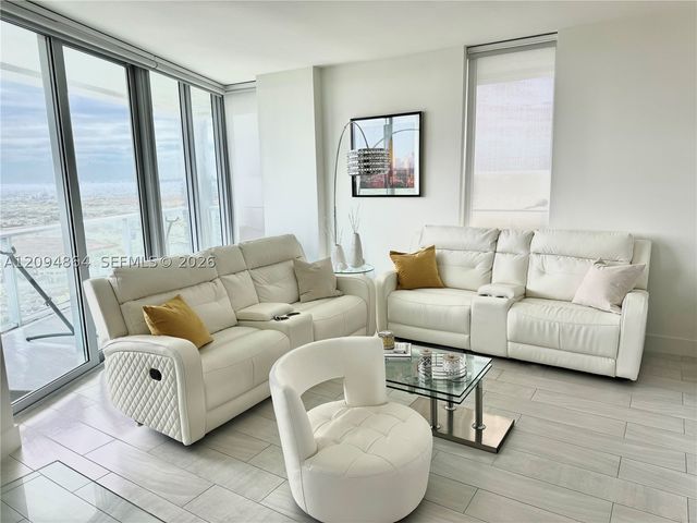 2000 Metropica Way 2109, Sunrise, FL 33323