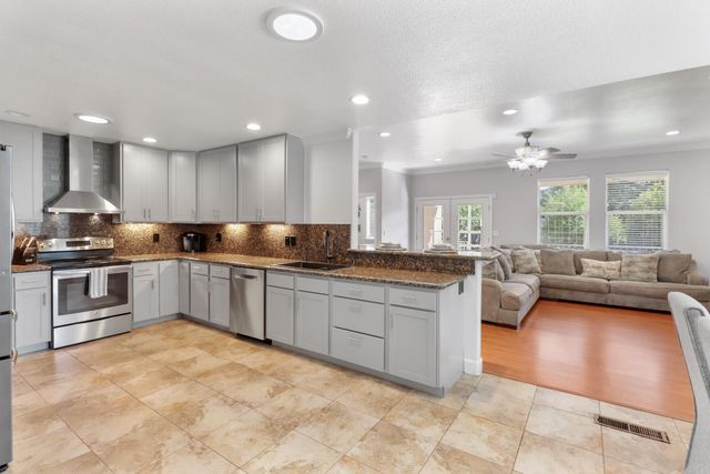 5106 Mckinney Way, Carmichael, CA 95608