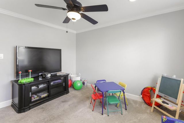 5106 Mckinney Way, Carmichael, CA 95608