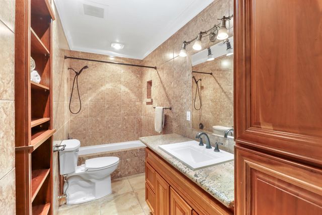 5106 Mckinney Way, Carmichael, CA 95608