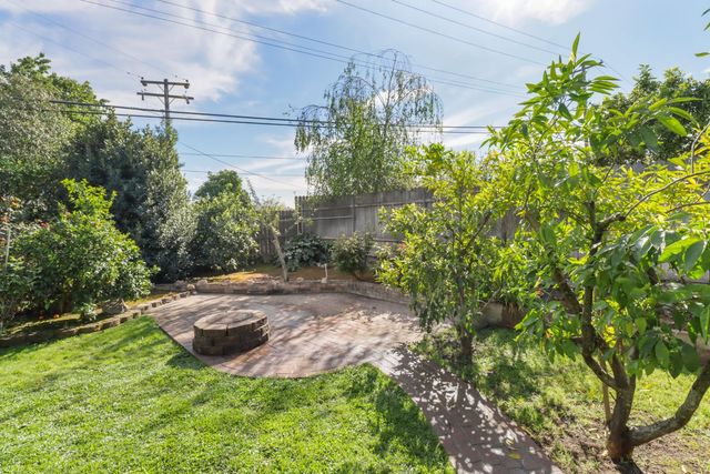 5106 Mckinney Way, Carmichael, CA 95608