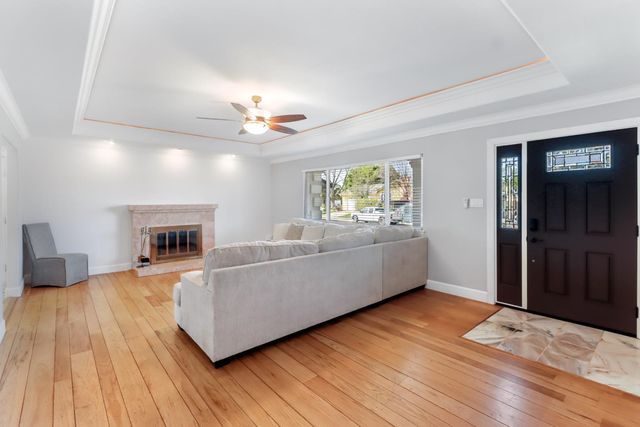 5106 Mckinney Way, Carmichael, CA 95608